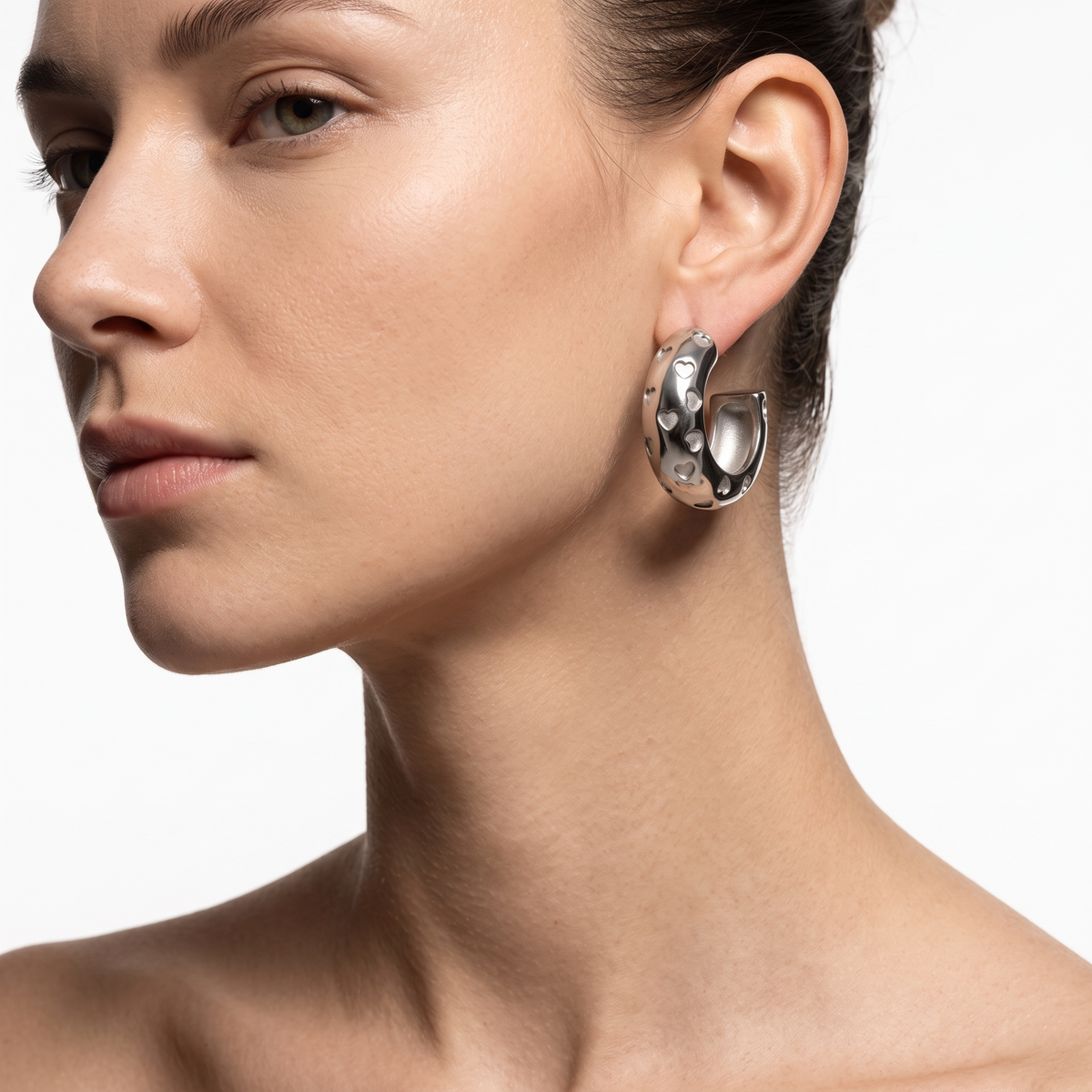 Amora Hoops